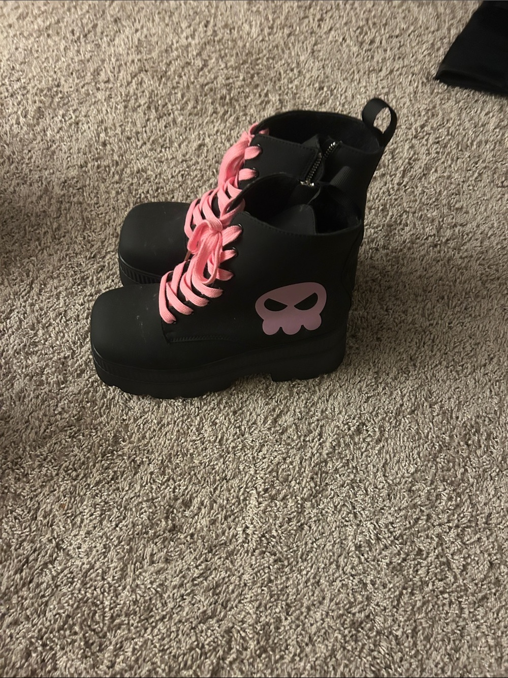 Women’s Black Platform Boots with Pink Laces and Skull Accent
